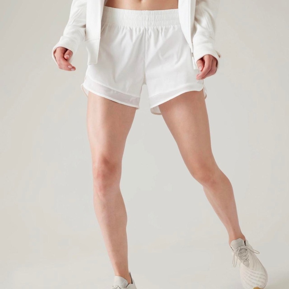 Athleta Mesh Racer Run Short